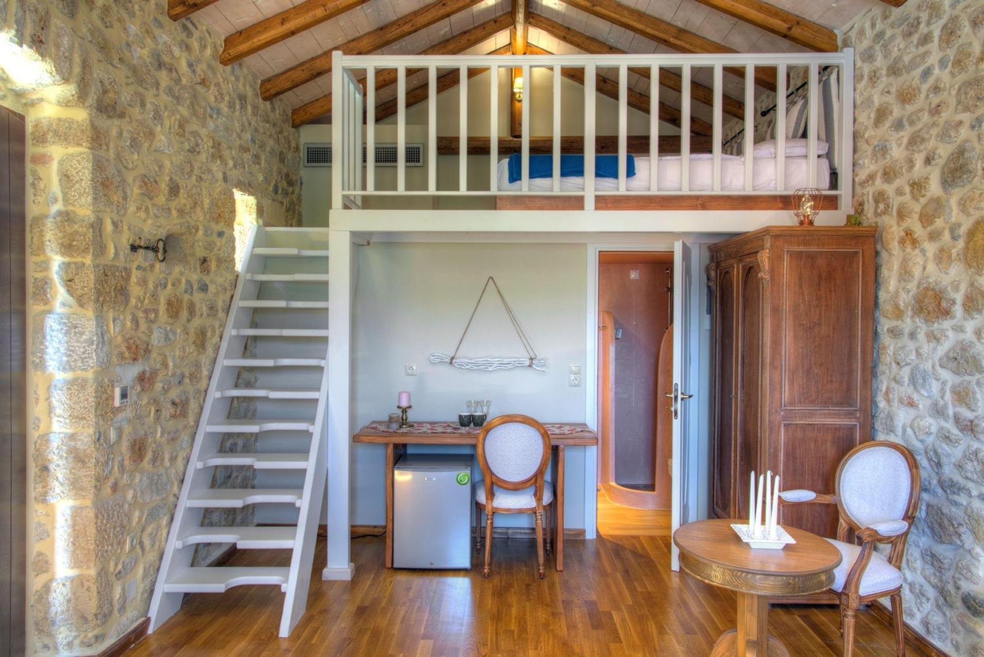 Korona Boutique Hotel Ítilo Kültér fotó